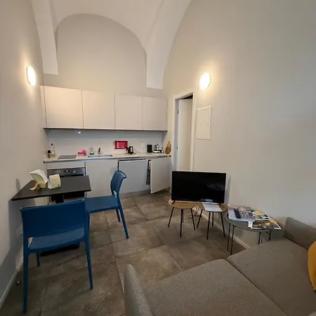 Music 2 - Light And Shadows 3 - Estival 4 - Blues 5 *