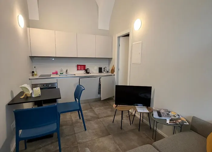 Music 2 - Light And Shadows 3 - Estival 4 - Blues 5 *